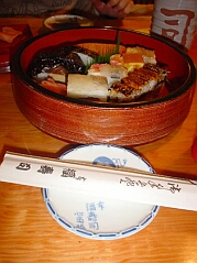 ��������إq