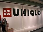 12��9��A�h�ӥj�s�}��Uniqlo�X�V�A���R��4��Ʀr�X��...